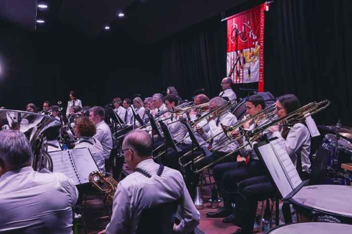 jahreskonzert_stadtmusik_sursee-031